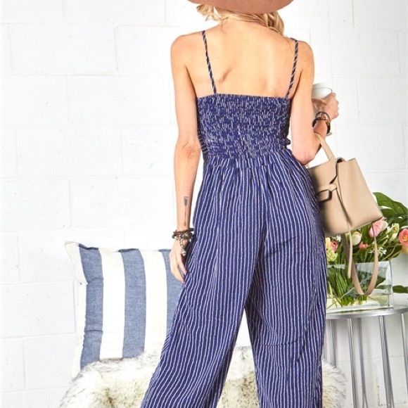 NEW ARRIVAL WOMEN’S NAVY SPAGHETTI STRAP STRIPE WIDE LEG PANTS JUMPSUIT - Picture 6 of 8